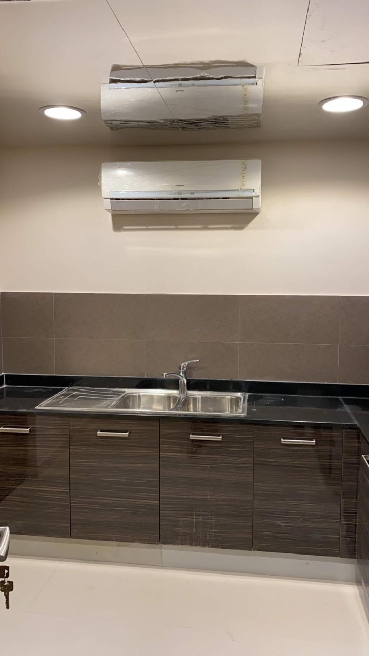 property 891 image 0